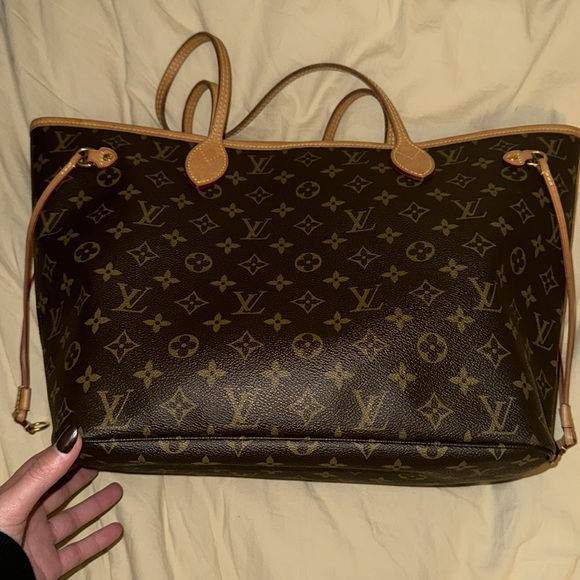 Louis Vuitton Neverfull MM - Picture 2 of 6